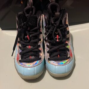 Nike foams for toddlers